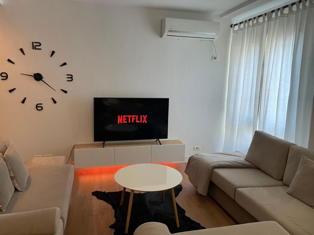 Proper Apartment 1 Tirana Kültér fotó